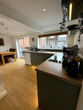Penny Black Apartment, Kington